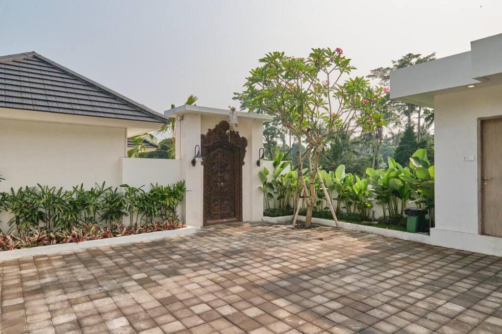 Newly! 3Bdr Modern Villa Close To Ubud Center Buitenkant foto